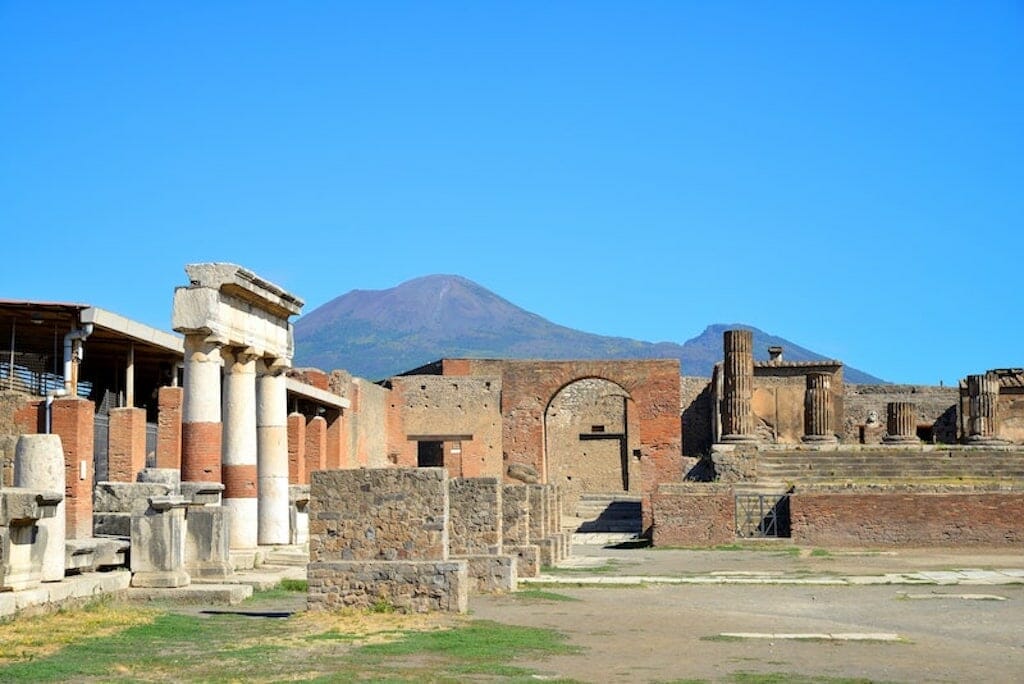 from Rome to Pompeii